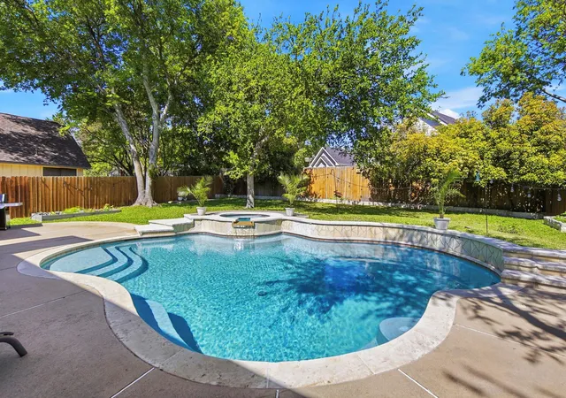 3rd image of 11002 Sierra Verde Trl, Austin, TX 78759 | MLS# 6588083