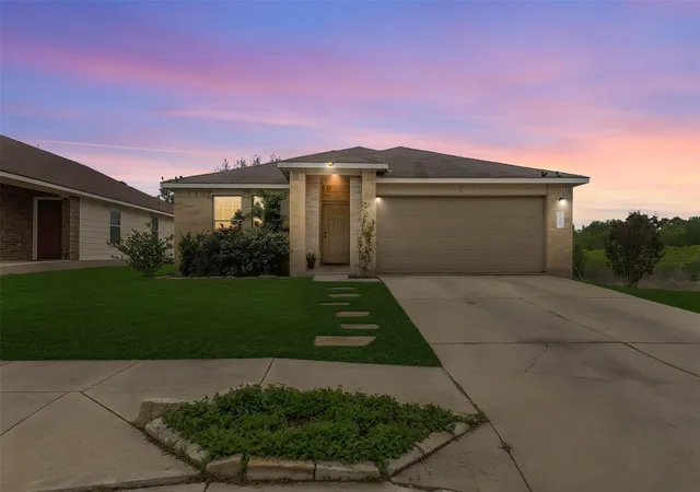 Photo 2 of Single family home for sale at 6105 Constellation Cir, Del Valle, TX 78617 | MLS# 6057489 | Listing updated on 2026-05-31