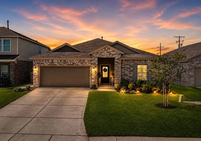 Homes for sale in Seguin, TX | 5801 Musquiz Rdg, Seguin, TX 78155 | MLS# 9374585