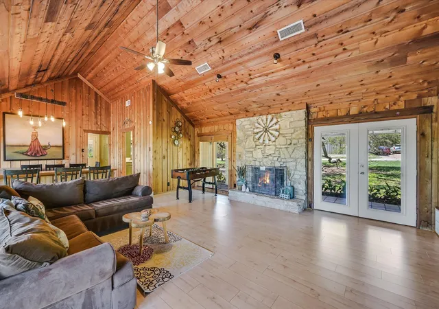 Photo 4 of Single family home for sale at 411 Whitetail Ridge Rd, Dripping Springs, TX 78620 | MLS# 1673617 | Listing updated on 2026-08-25