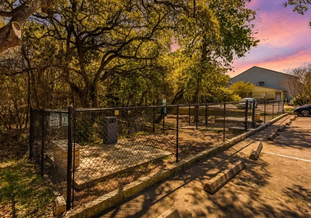 image of 3204 Menchaca Rd, Austin, TX 78704