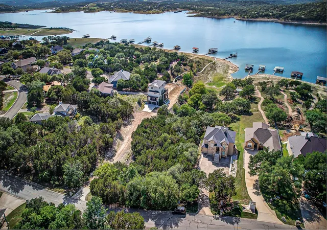 Photo 4 of Land for sale at 400 Lakefront Dr, Lago Vista, TX 78645 | MLS# 8652426 | Listing updated on 2026-06-17