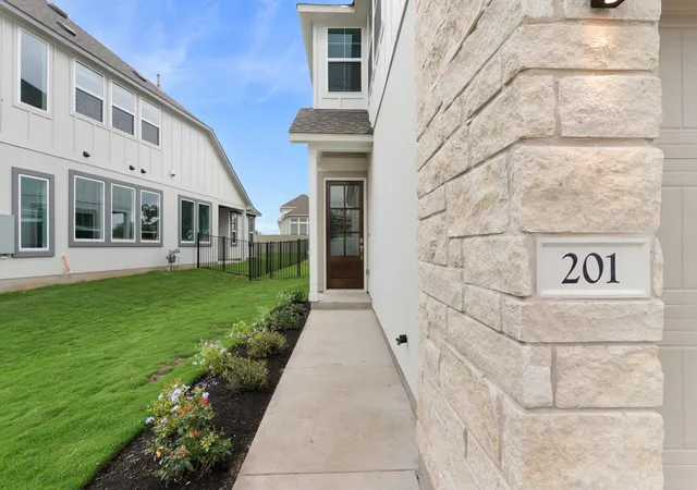 Photo 3 of Single family home for sale at 201 Flora Springs Cv, Liberty Hill, TX 78642 | MLS# 3880817 | Listing updated on 2026-10-07