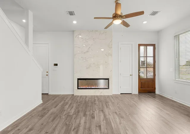 Photo 3 of Single family home for sale at 201 Flora Springs Cv, Liberty Hill, TX 78642 | MLS# 3880817 | Listing updated on 2026-10-27