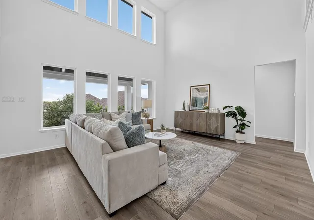 Photo 3 of Sale Pending at 1604 Mulberry Oak Ln, Georgetown, TX 78628 | MLS# 8162632 | Listing updated on 2026-08-30