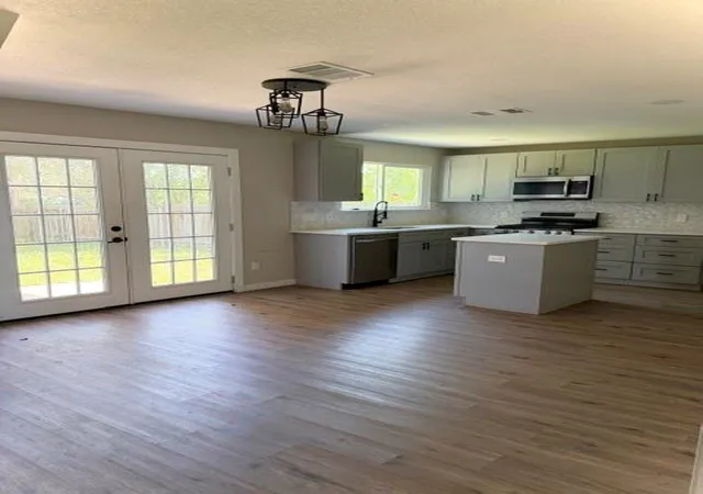 Photo 3 of Single family home for sale at 1201 Tremont Dr, Cedar Park, TX 78613 | MLS# 2501826 | Listing updated on 2026-08-11