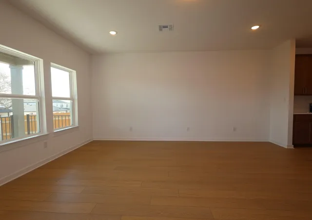 5th image of 501 Bishop Wood Rd, Dripping Springs, TX 78620 | MLS# 3926559