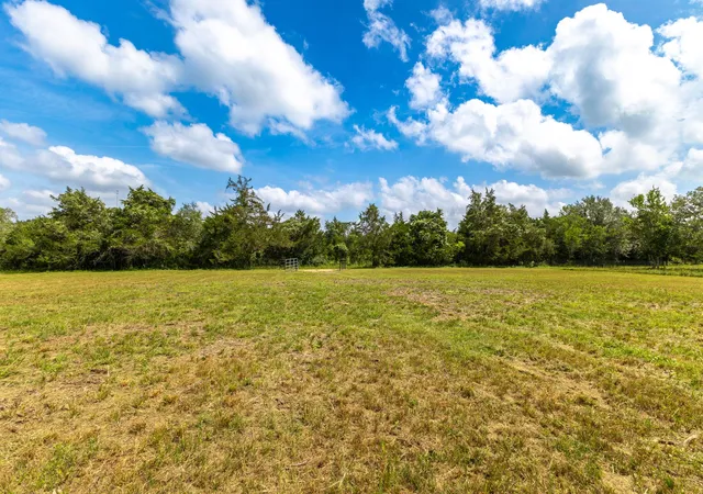 4th image of 2112 (Tract #4) Baca Loop, Flatonia, TX 78941 | MLS# 5637606