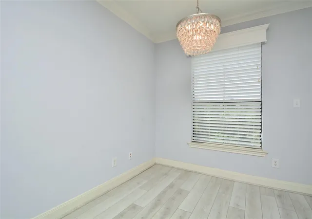 Listing Photo 5 - Condo for sale in building located at 7701 Rialto Blvd, Austin, TX 78735 - Unit #124
