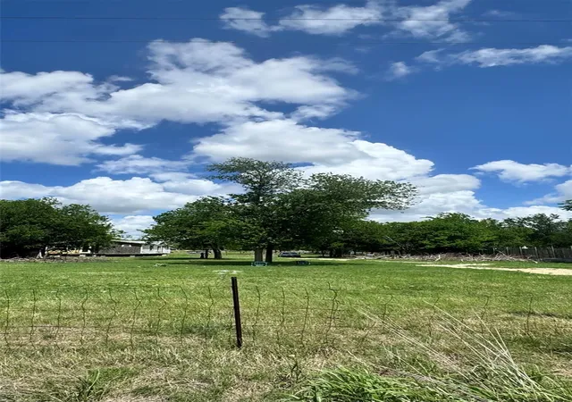 2nd image of Tbd Arnold St, Bartlett, TX 76511 | MLS# 7461267