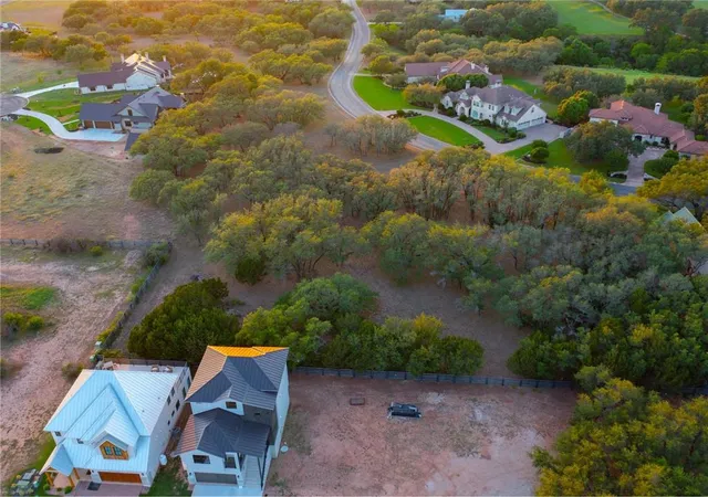 Photo 4 of Land for sale at 26039 Masters Pkwy, Spicewood, TX 78669 | MLS# 6076394 | Listing updated on 2026-04-17