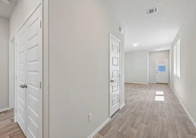 5th image of 161 Daylily Dr, Elgin, TX 78621 | MLS# 9907240