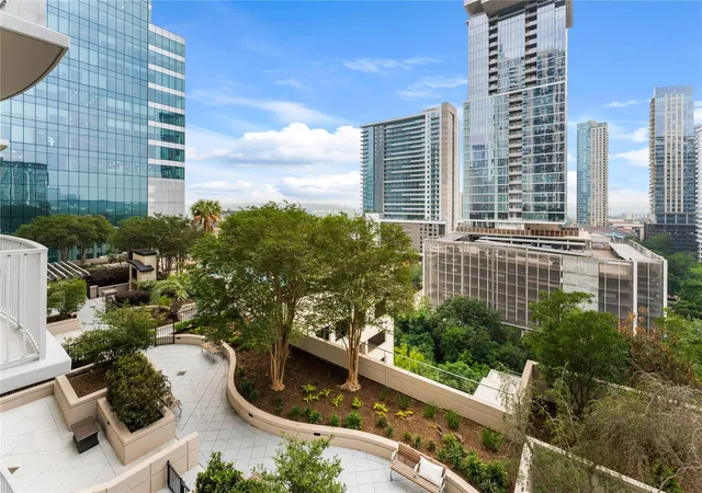2nd image of 360 Nueces St #1112, Austin, TX 78701 | MLS# 4892306