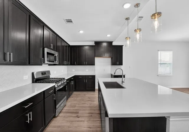 3rd image of 222 Betsy Rd, Hutto, TX 78634 | MLS# 4071428