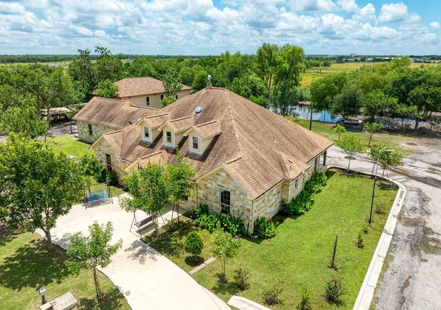 1st image of 15611 Giese Ln, Manor, TX 78653 | MLS# 3208089