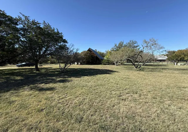 Homes for sale in Spicewood, TX | 206 Topspin Dr, Spicewood, TX 78669 | MLS# 8268610