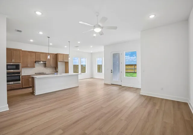 Photo 3 of Single family home for sale at 193 Christian Springs Dr, Kyle, TX 78640 | MLS# 6216923 | Listing updated on 2026-10-02