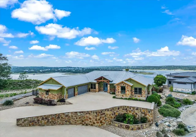 3rd image of 1604 Watercliffe Dr, Lago Vista, TX 78645 | MLS# 9660176