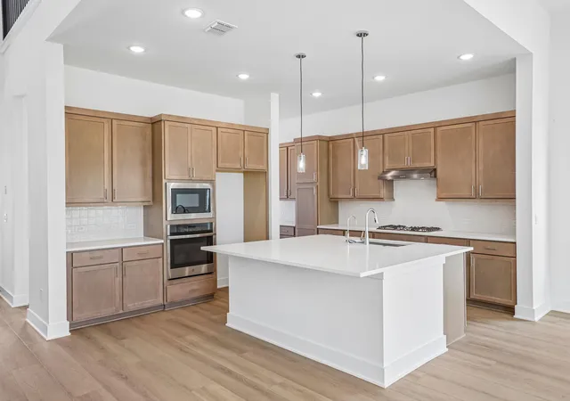 Photo 3 of Single family home for sale at 122 Christian Springs Dr, Kyle, TX 78640 | MLS# 6791452 | Listing updated on 2026-10-02