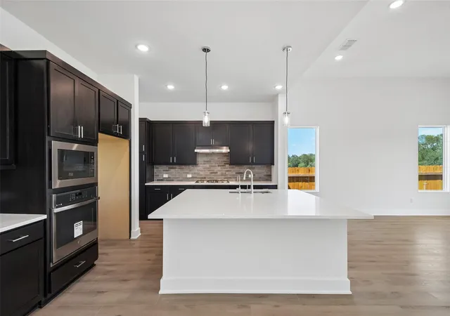 Photo 4 of Single family home for sale at 194 Christian Springs Dr, Kyle, TX 78640 | MLS# 3933796 | Listing updated on 2026-10-02