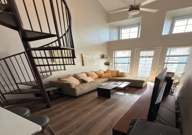 2nd image of 2505 San Gabriel St #609, Austin, TX 78705 | MLS# 5789671