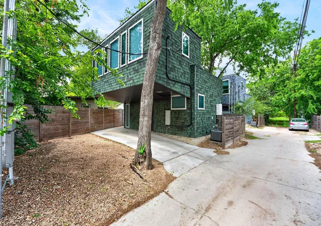 2nd image of 5505 Duval St #B, Austin, TX 78751 | MLS# 6669333