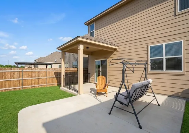 Photo 4 of Single family home for sale at 308 Los Cobos Ln, Georgetown, TX 78626 | MLS# 1024868 | Listing updated on 2026-04-25