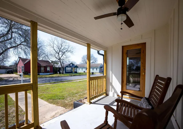 Homes for sale in Schulenburg, TX | 215 Paulus St, Schulenburg, TX 78956 | MLS# 1591096