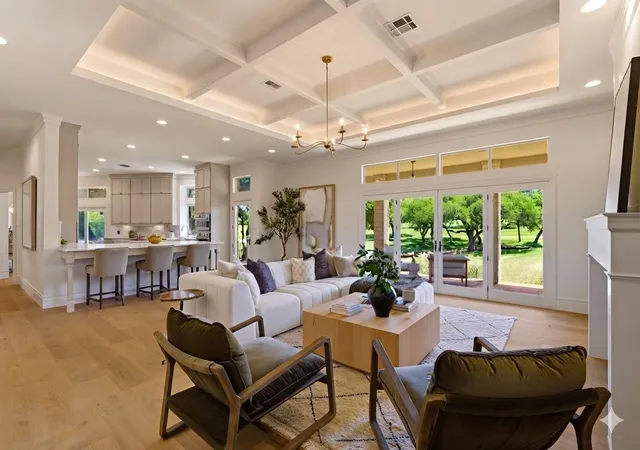 2nd image of 48 Tiburon Dr, The Hills, TX 78738 | MLS# 6133013