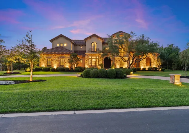 Single family home for sale at 206 Bella Cima Dr, Austin, TX 78734 | MLS# 8537229