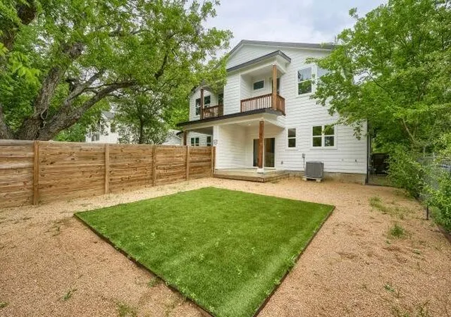 28th image of 4805 Sara Dr, Austin, TX 78721 | MLS# 8155991