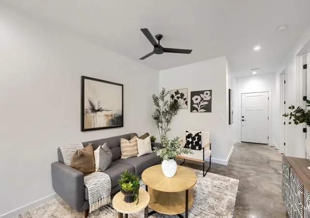 5th image of 4805 Sara Dr, Austin, TX 78721 | MLS# 8155991