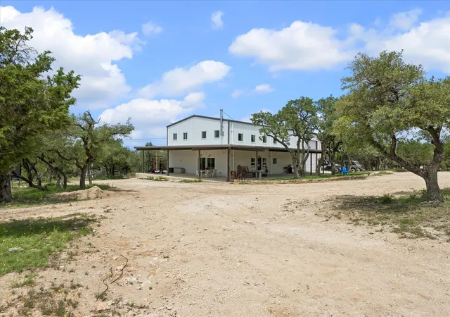 Photo 4 of House for sale at 6411 W Fitzhugh Rd, Dripping Springs, TX 78620 | MLS# 1957249 | Listing updated on 2026-07-06