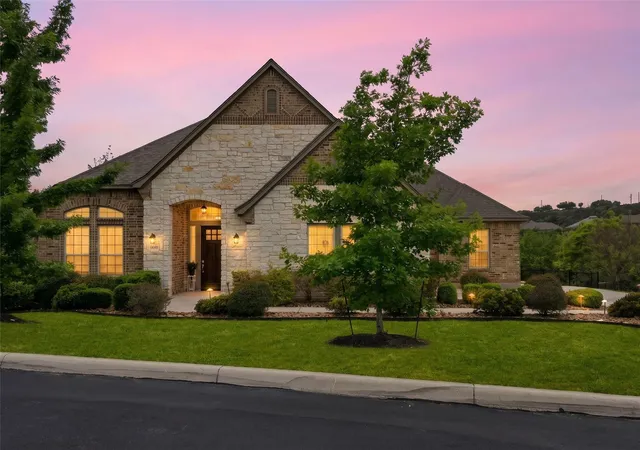 Photo 1 of Single family home for sale at 18003 Resort Vw, San Antonio, TX 78255 | MLS# 7884426 | Listing updated on 2026-04-23
