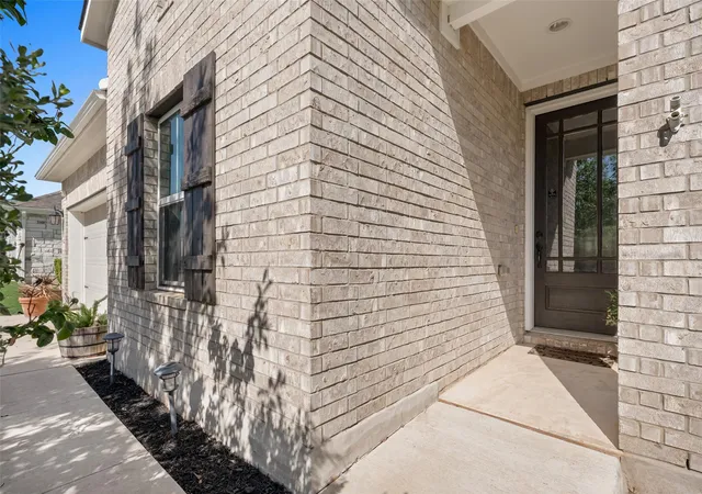 4th image of 348 Lacey Oak Loop, San Marcos, TX 78666 | MLS# 8637522