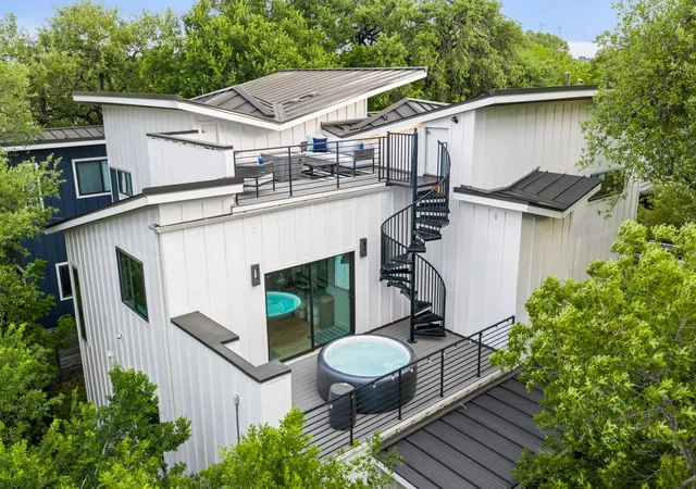 1st image of 1407 Parkinson Dr #1, Austin, TX 78704 | MLS# 8137714