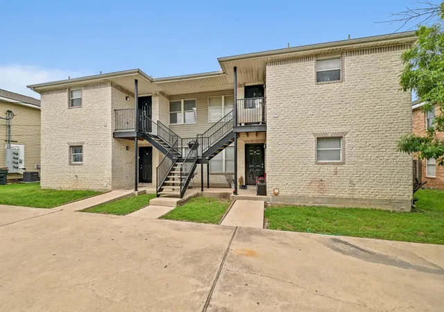 1st image of 2212 Katy Ln, Georgetown, TX 78626 | MLS# 5955229