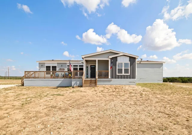 2nd image of 247 Daniel Dr, Bertram, TX 78605 | MLS# 7920113