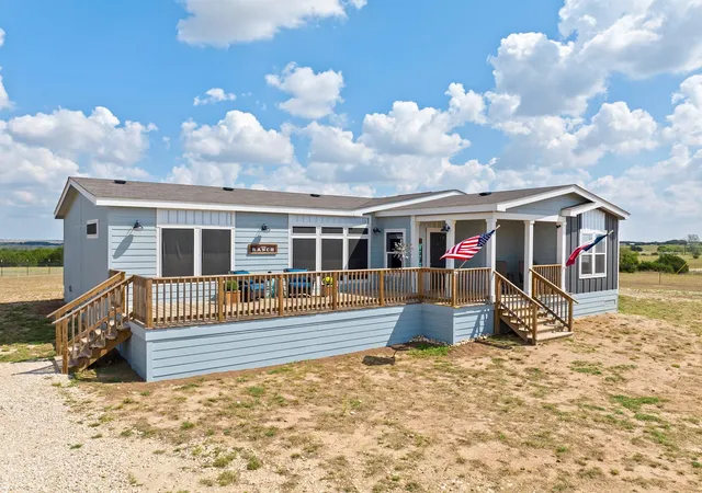 3rd image of 247 Daniel Dr, Bertram, TX 78605 | MLS# 7920113
