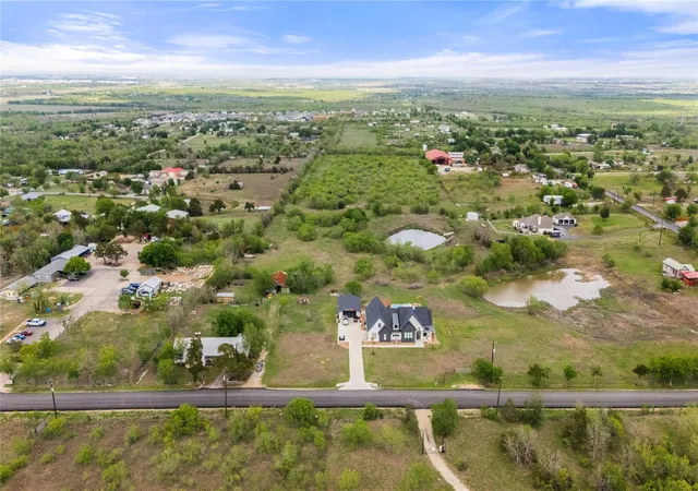 2nd image of 8802 Evelyn Rd, Buda, TX 78610 | MLS# 9275204