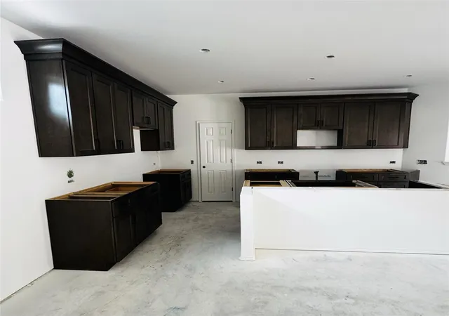 Photo 3 of Single family home for sale at 913 Indian Hawthorne Dr #G, Georgetown, TX 78628 | MLS# 7197736 | Listing updated on 2026-08-31
