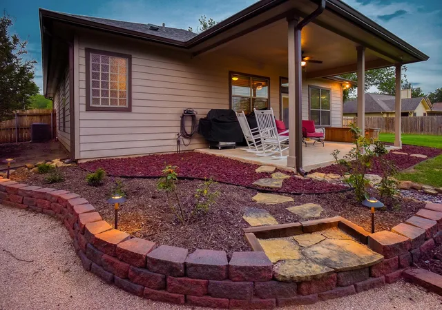 Photo 2 of Single family home for sale at 129 Haliimaile Ln, Bastrop, TX 78602 | MLS# 9653467 | Listing updated on 2026-05-14