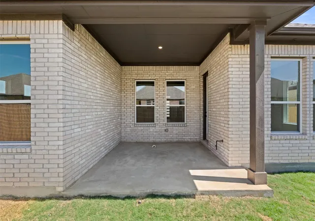 Photo 3 of Single family home for sale at 325 San Saba Dr, Buda, TX 78610 | MLS# 3542737 | Listing updated on 2026-08-18