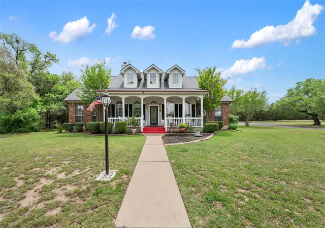 2nd image of 391 Liberty Dr, Liberty Hill, TX 78642 | MLS# 4800381