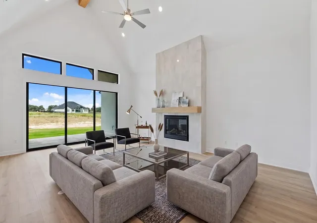 Photo 2 of Single family home for sale at 2941 Heritage Hts Rd, Leander, TX 78641 | MLS# 4776743 | Listing updated on 2026-10-02
