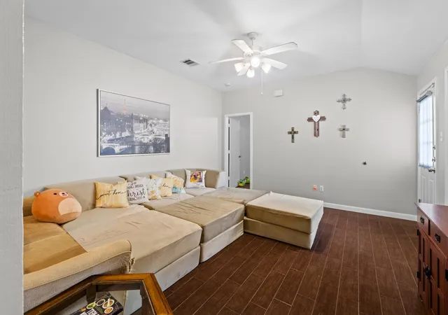 2nd image of 243 245 Marvin Cv, Hutto, TX 78634 | MLS# 7975000