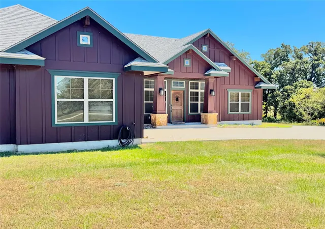 Photo 3 of Single family home for sale at 1094 Raintree Ln, Elgin, TX 78621 | MLS# 3064291 | Listing updated on 2026-08-18