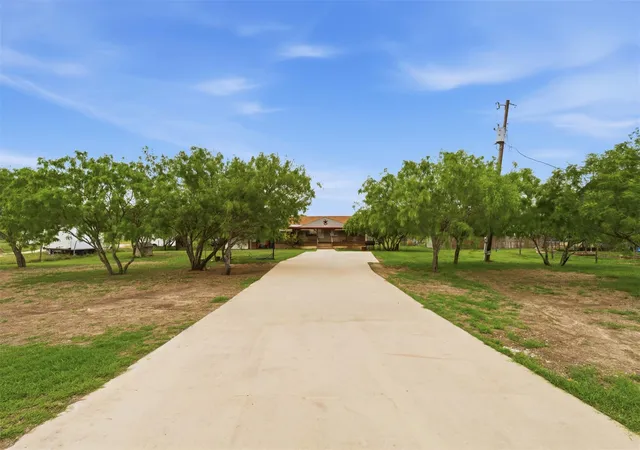 2nd image of 345 Morning Mist, Lockhart, TX 78644 | MLS# 4553274