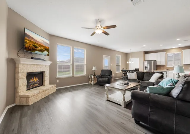 3rd image of 412 Perryville Loop, Liberty Hill, TX 78642 | MLS# 6661072