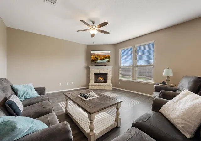 5th image of 412 Perryville Loop, Liberty Hill, TX 78642 | MLS# 6661072